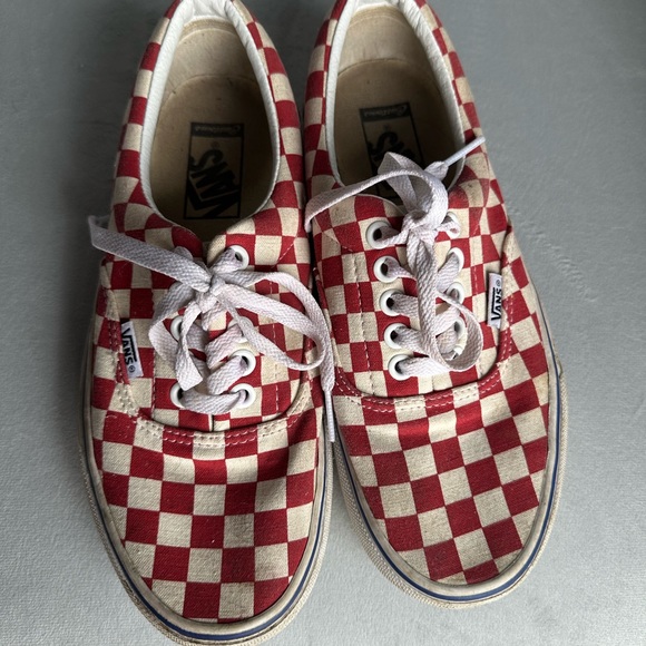 Vans Red & White Checkered Sneakers 8 - Picture 4 of 9